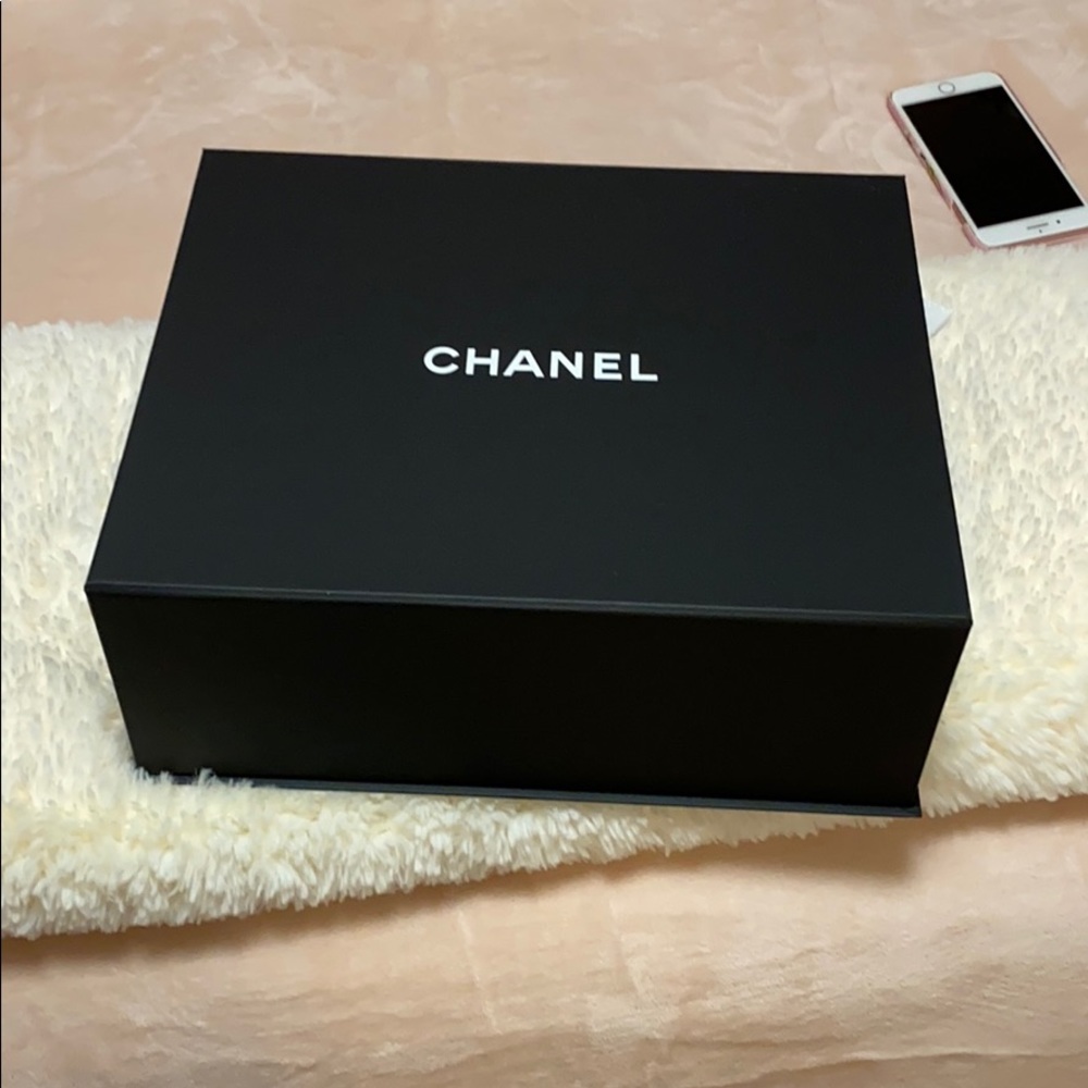 Chanel Magnetic Box